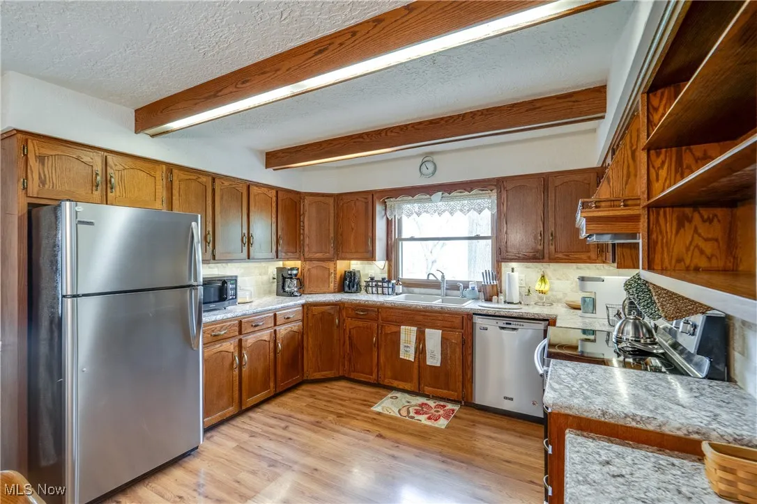 10154 Carlswood Avenue, Hartville, Ohio,MLS Now Listing ID