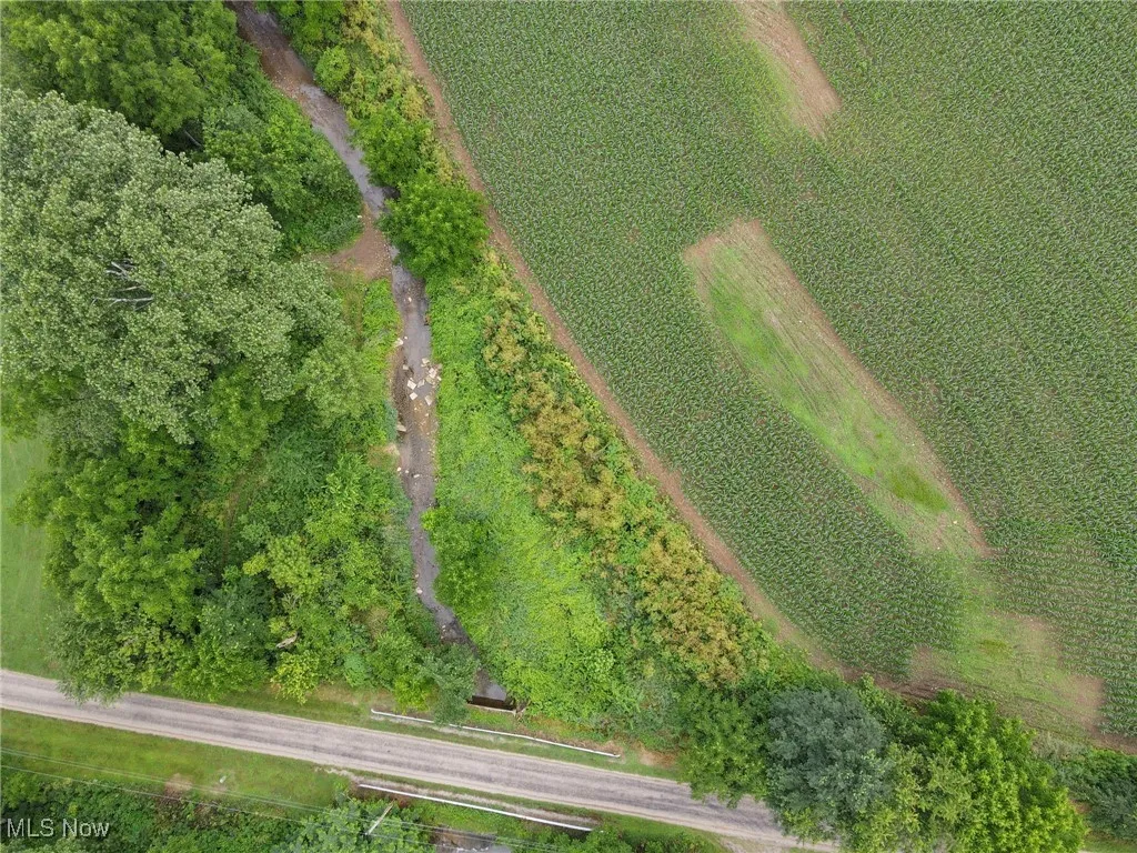Aerial view of property and surrounding area