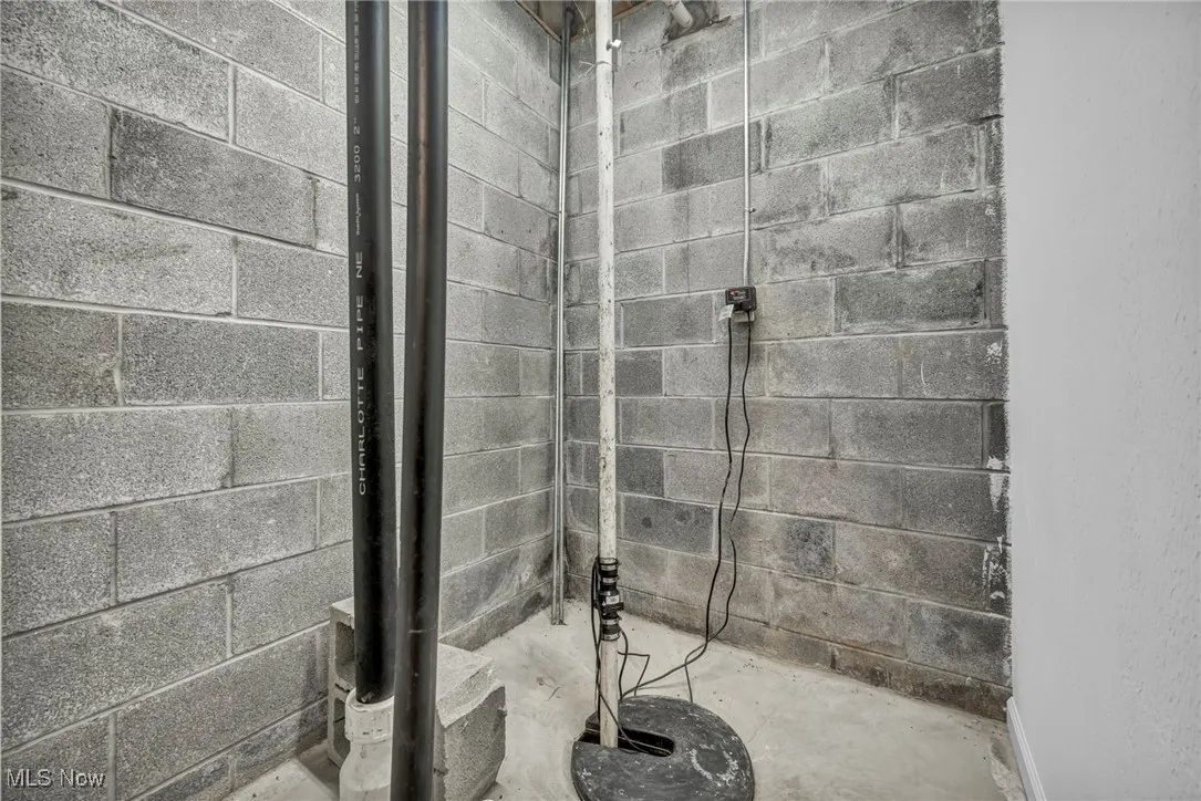 Bathroom featuring concrete floors
