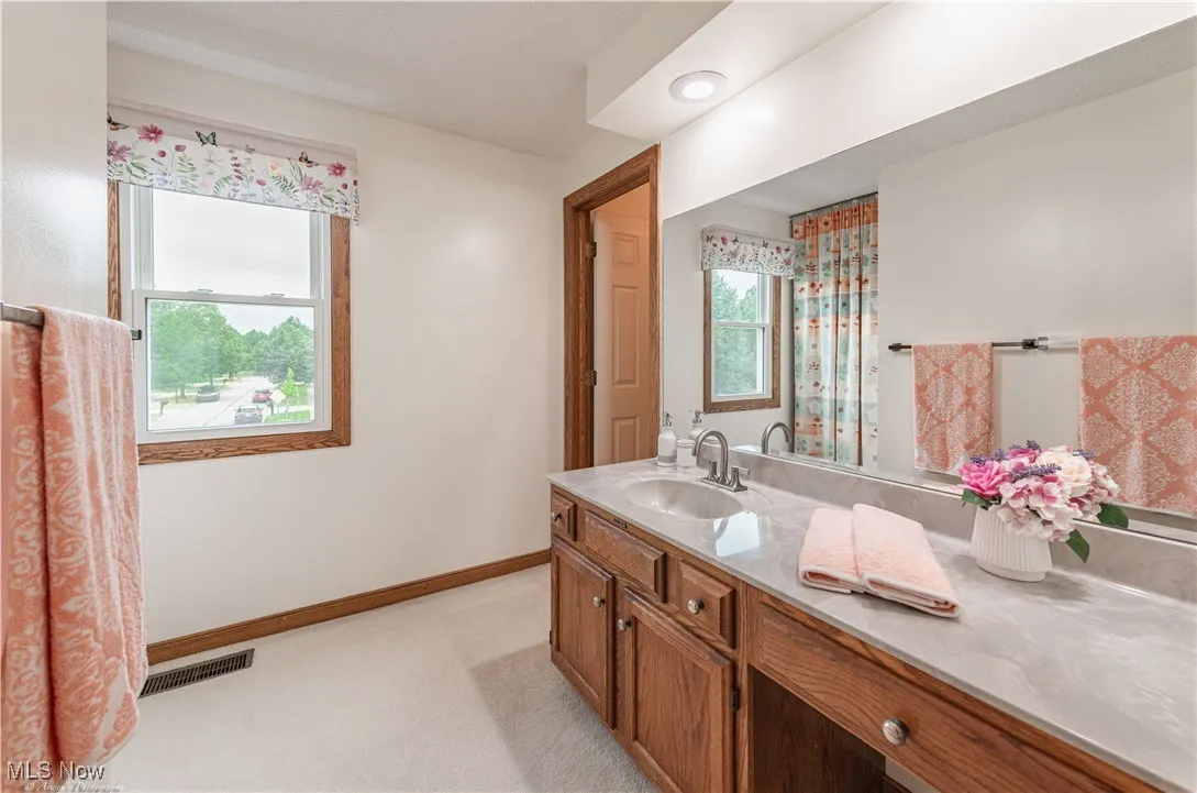 32389 S Roundhead Drive, Solon, Ohio,MLS Now Listing ID