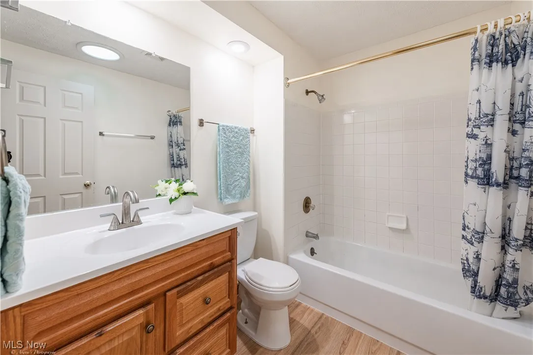 32389 S Roundhead Drive, Solon, Ohio,MLS Now Listing ID