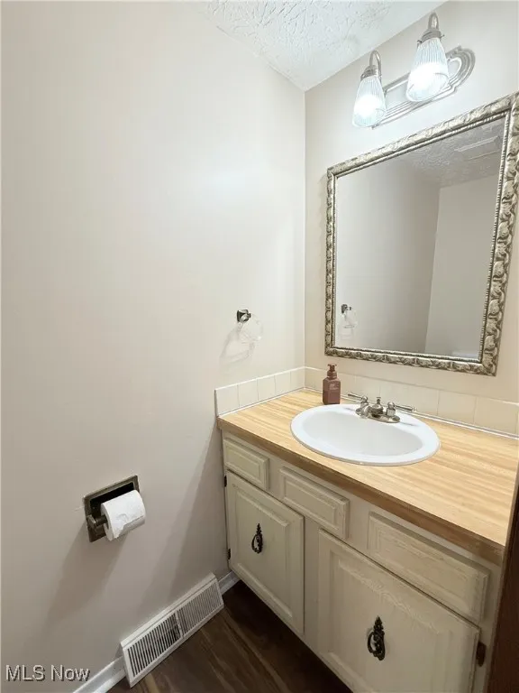 1489 Munroe Falls Avenue, Cuyahoga Falls, Ohio,MLS Now Listing ID