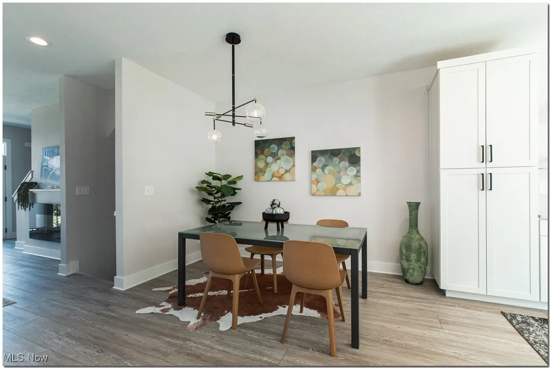 Dining area between the Living Room and Kitchen