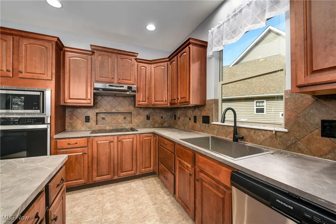 418 Kestral Way, Amherst, Ohio,MLS Now Listing ID