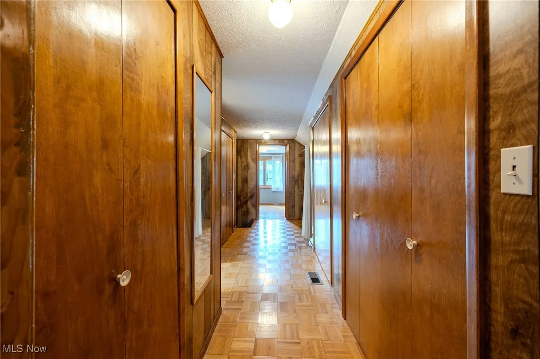 18620 Arrowhead Avenue, Cleveland, Ohio,MLS Now Listing ID