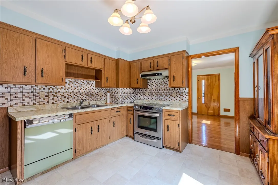 18620 Arrowhead Avenue, Cleveland, Ohio,MLS Now Listing ID