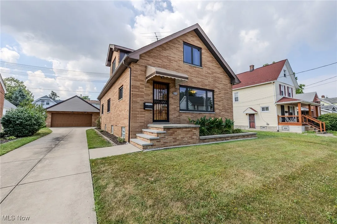 18620 Arrowhead Avenue, Cleveland, Ohio,MLS Now Listing ID