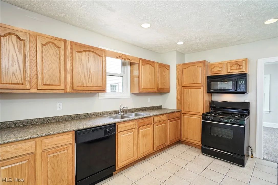 976 Valdes Avenue, Akron, Ohio,MLS Now Listing ID