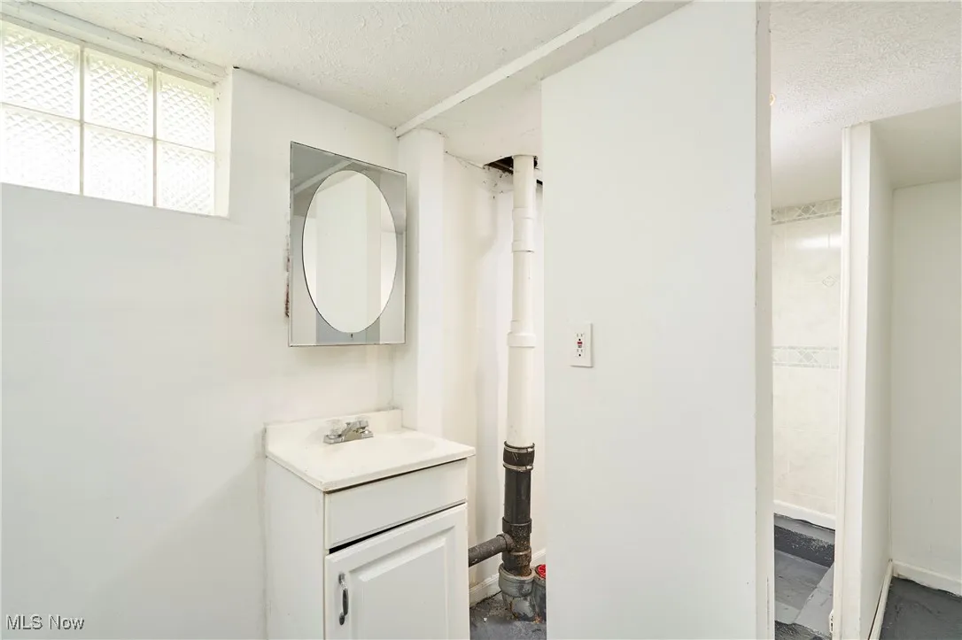 976 Valdes Avenue, Akron, Ohio,MLS Now Listing ID