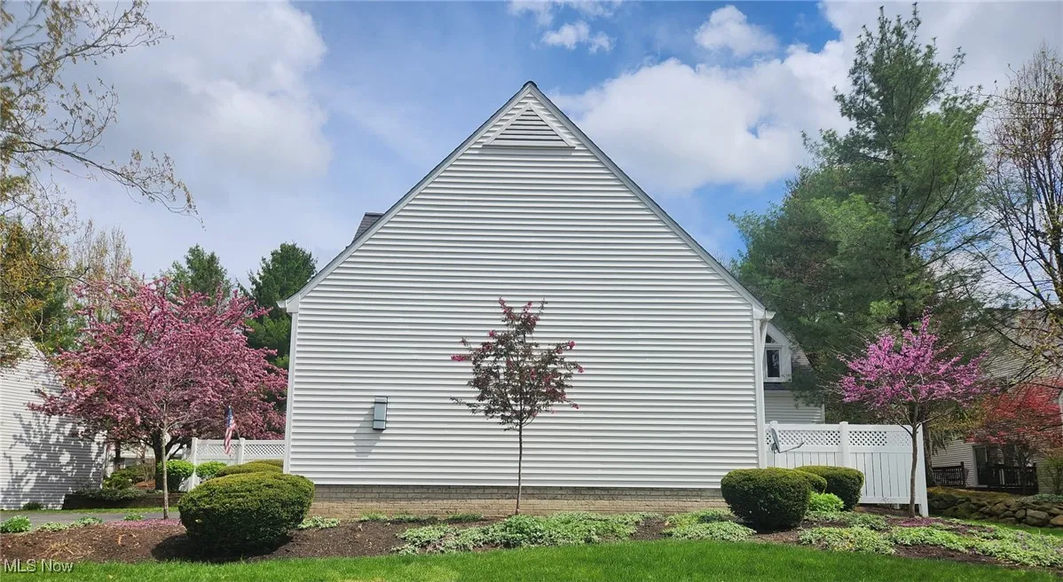 View of side of home