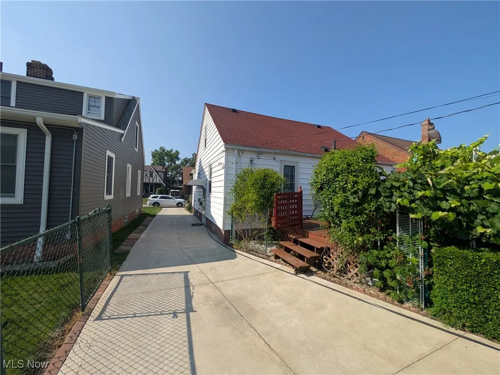 6610 Farnsworth Drive, Parma, Ohio,MLS Now Listing ID