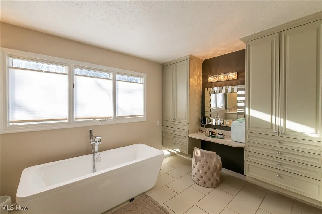 5241 Som Center Road, Solon, Ohio,MLS Now Listing ID