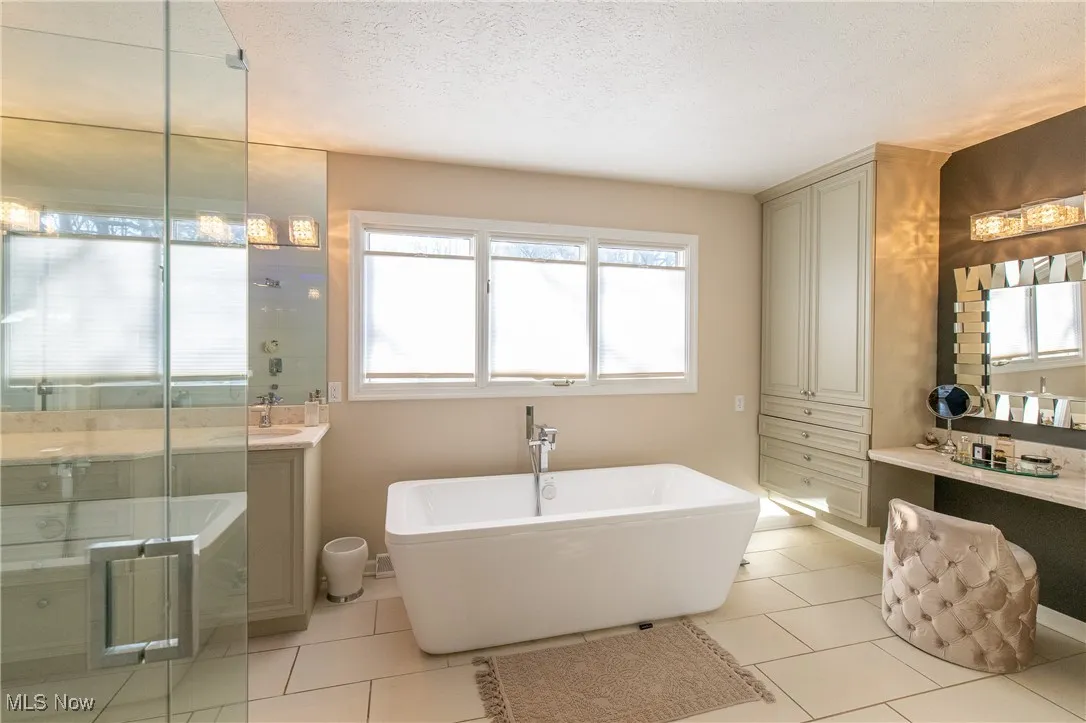 5241 Som Center Road, Solon, Ohio,MLS Now Listing ID