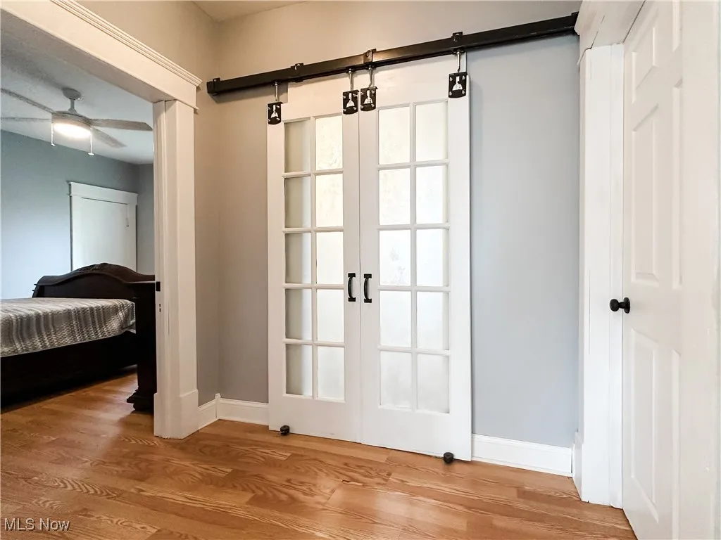 sliding door