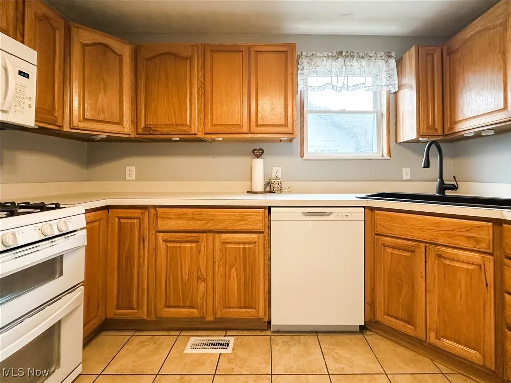 2015 36th Street, Parkersburg, West Virginia,MLS Now Listing ID