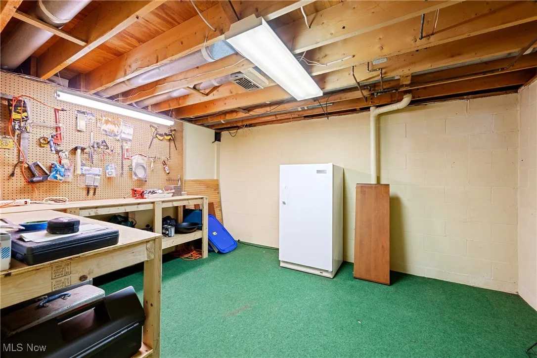 Workshop in the basement
