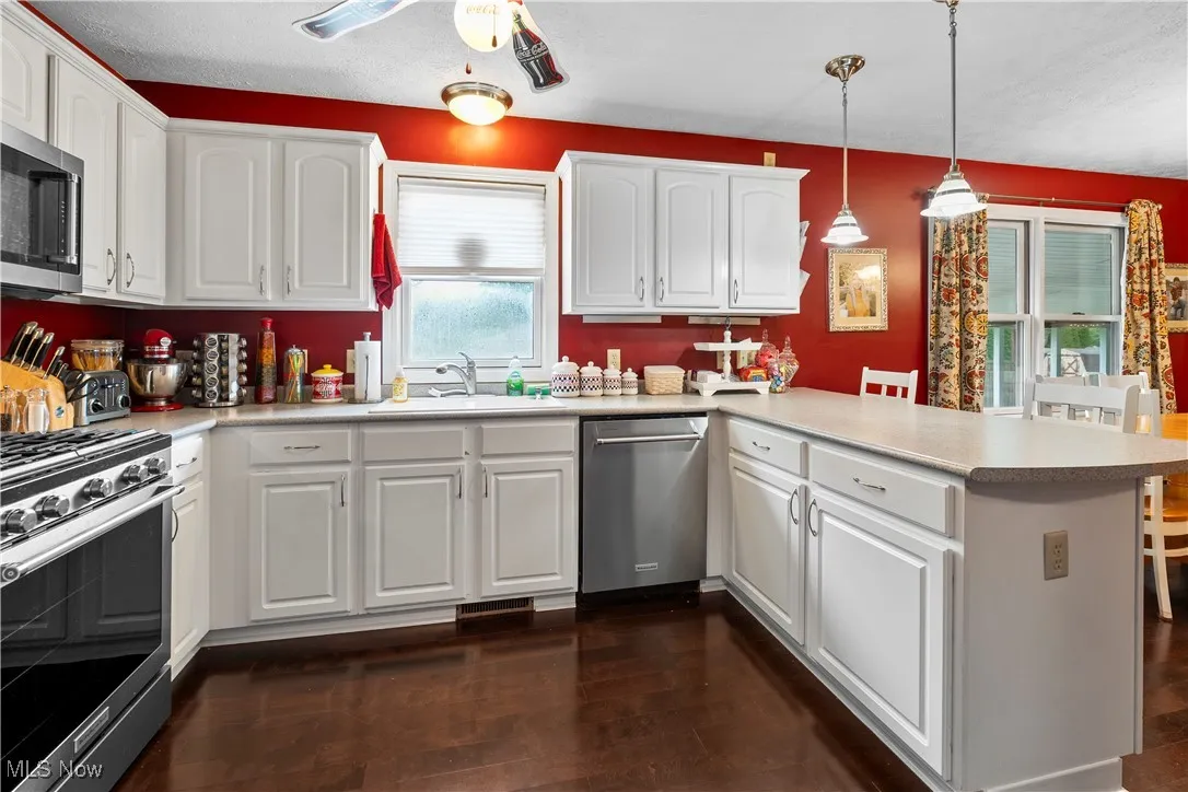 4611 8th Avenue, Vienna, West Virginia,MLS Now Listing ID