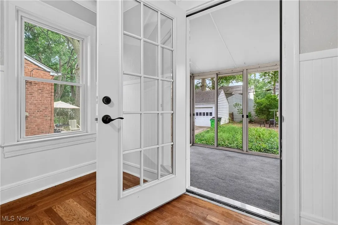 Dining Room leading to screened patio