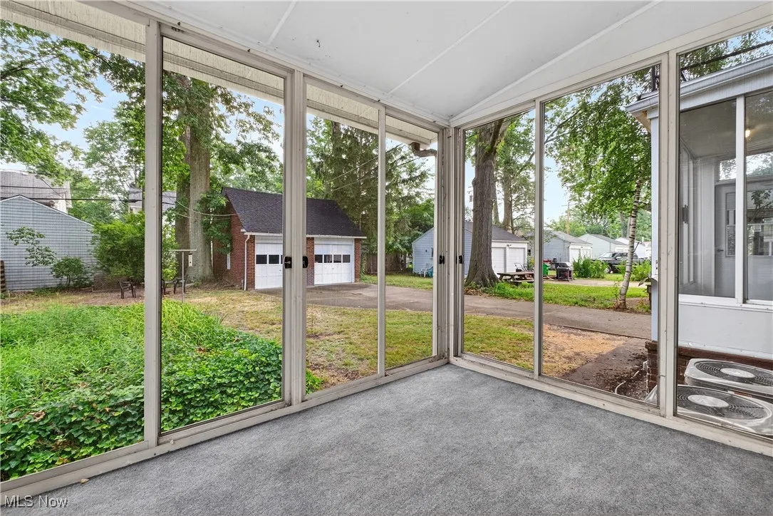 Screened patio