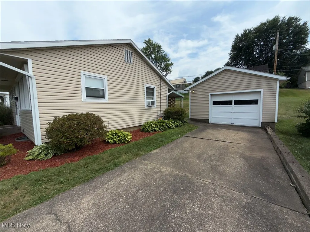 1 car garage