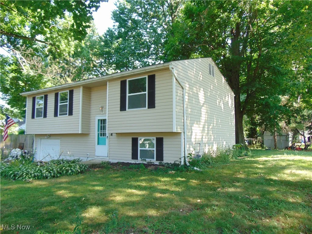 6242 Maxwell Drive, Madison, Ohio 44057,MLS Now Listing ID