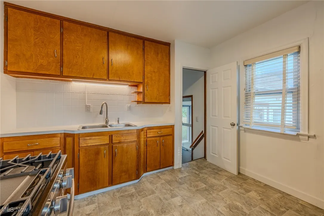 997 Mohegan Trail, Willoughby, Ohio,MLS Now Listing ID
