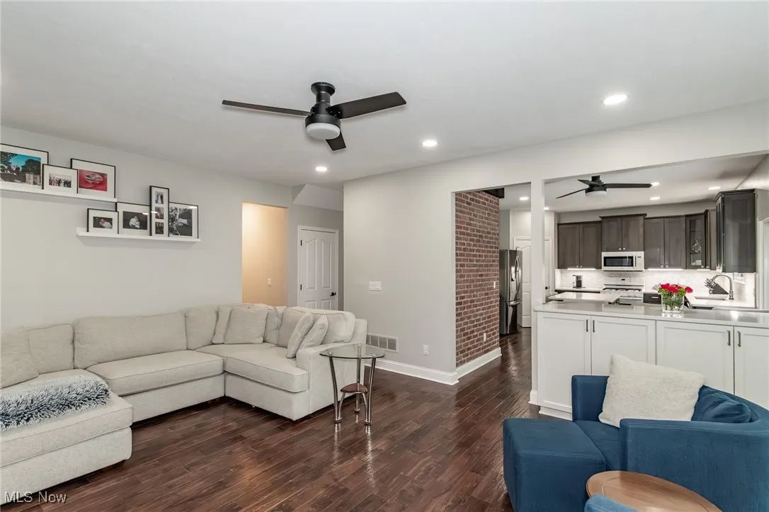 8579 Pine Creek Lane, Northfield, Ohio,MLS Now Listing ID
