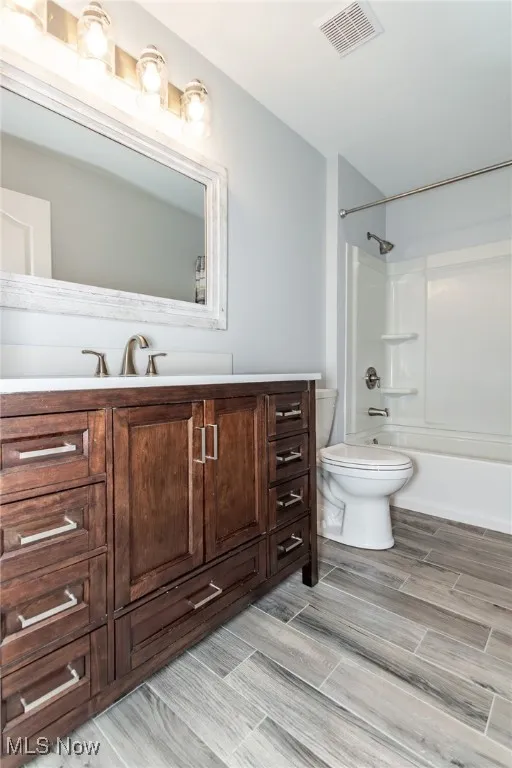 8579 Pine Creek Lane, Northfield, Ohio,MLS Now Listing ID