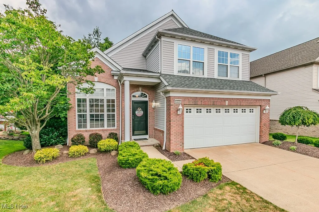 8579 Pine Creek Lane, Northfield, Ohio,MLS Now Listing ID