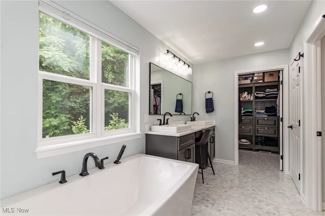 8579 Pine Creek Lane, Northfield, Ohio,MLS Now Listing ID