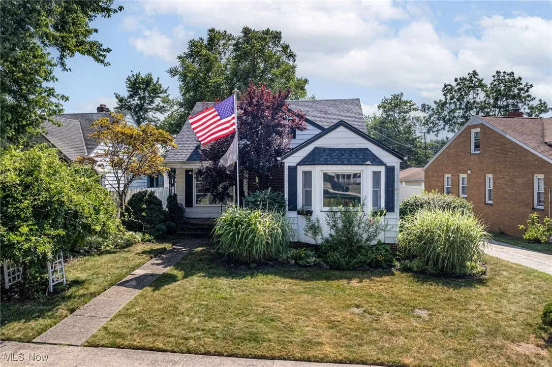View of front of home with a front lawn