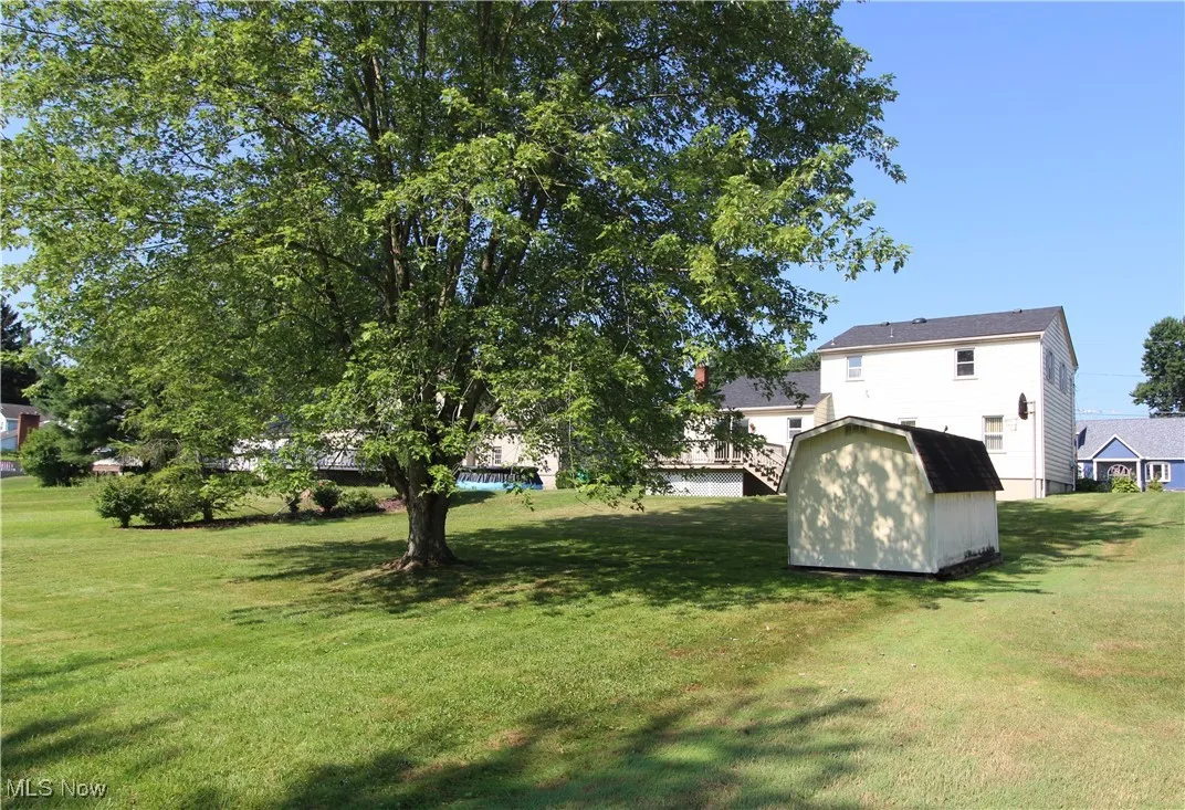 Deep yard, .422 acres.