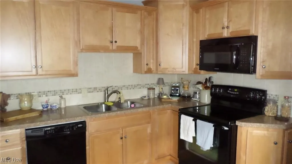275 High Street, Wadsworth, Ohio,MLS Now Listing ID