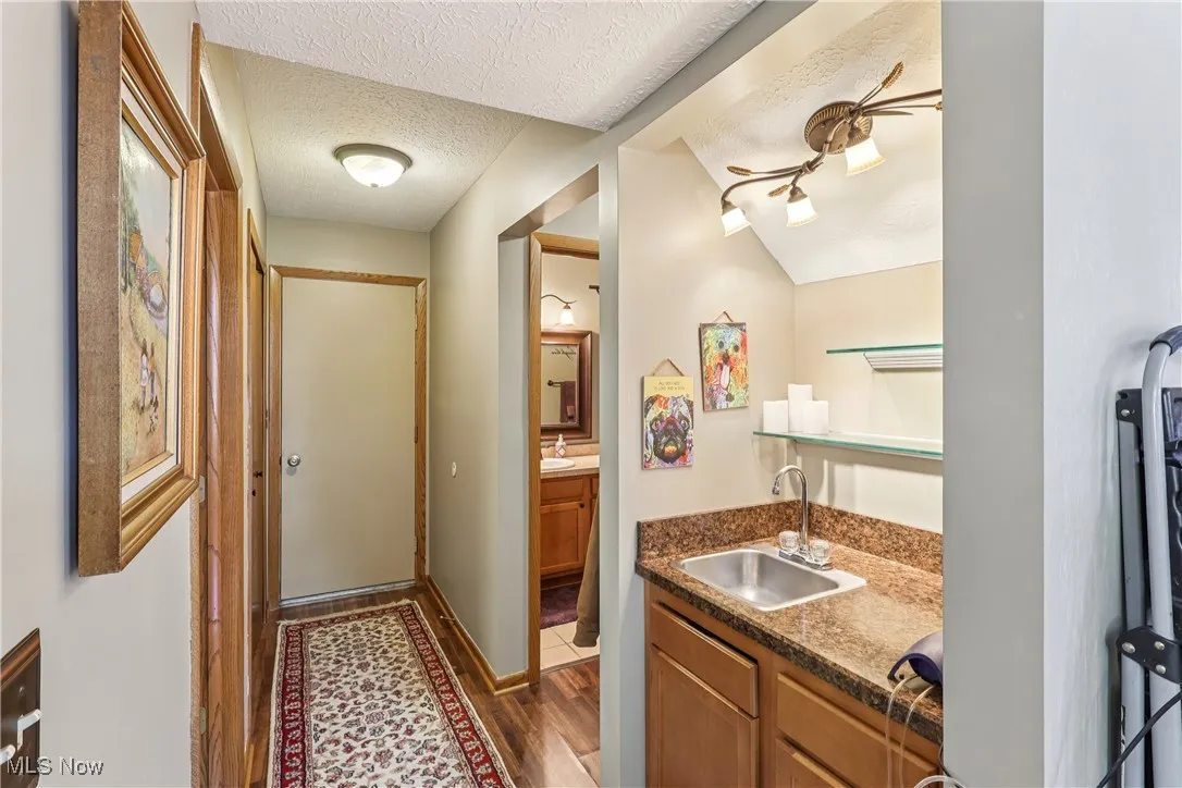 First floor wet bar area