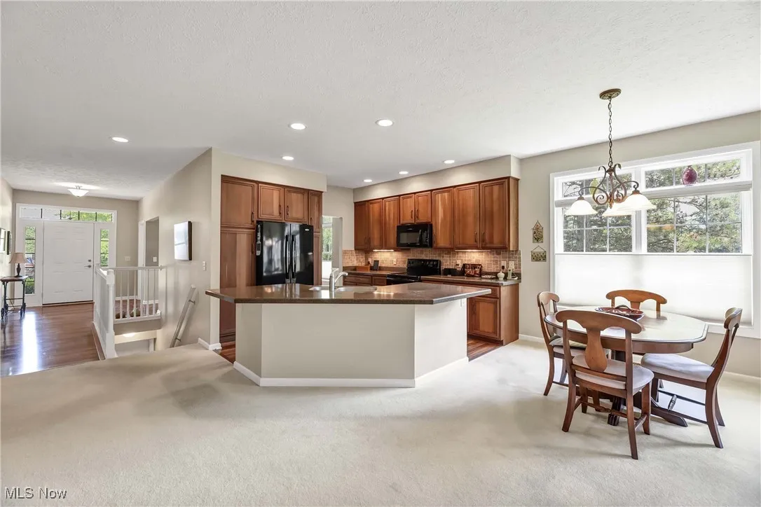 566 Brennans Court, Avon Lake, Ohio,MLS Now Listing ID