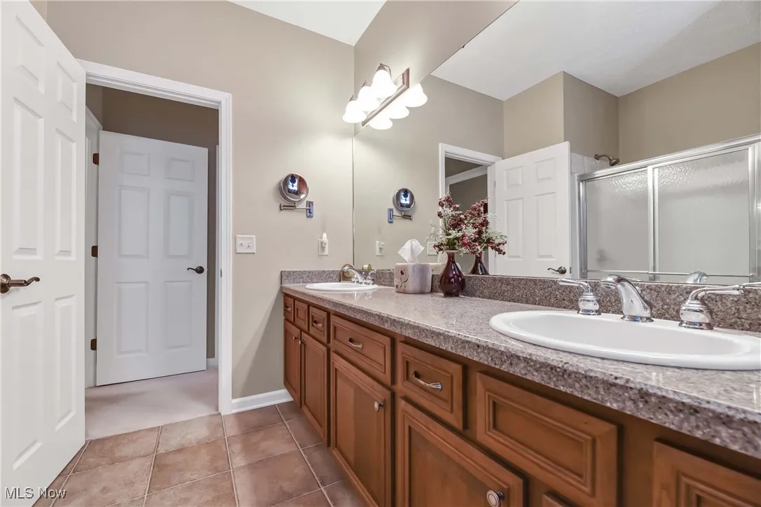 566 Brennans Court, Avon Lake, Ohio,MLS Now Listing ID