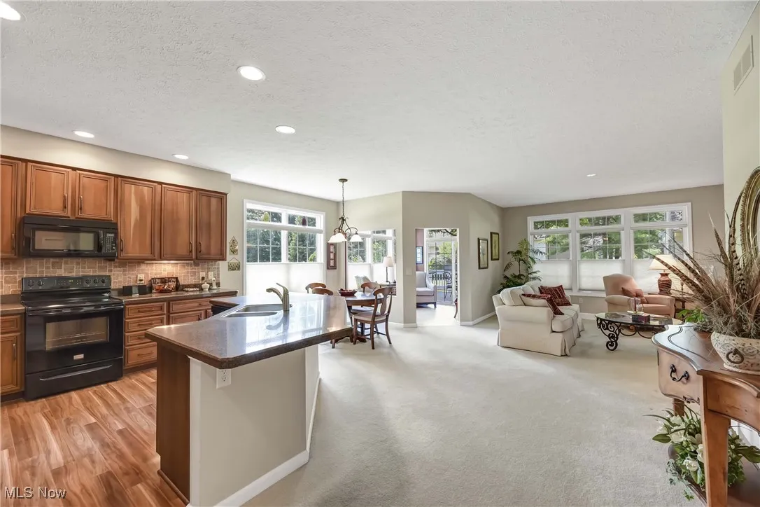 566 Brennans Court, Avon Lake, Ohio,MLS Now Listing ID