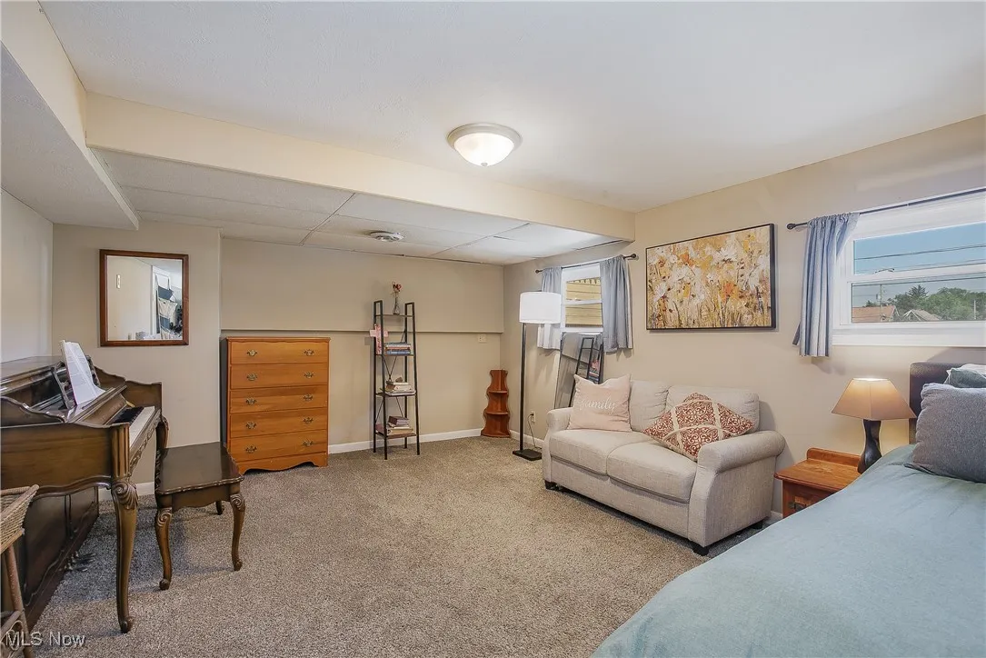 LL Bedroom 4