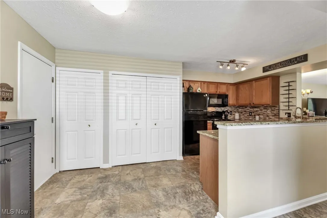 6758 Quarrystone Lane, Middleburg Heights, Ohio,MLS Now Listing ID