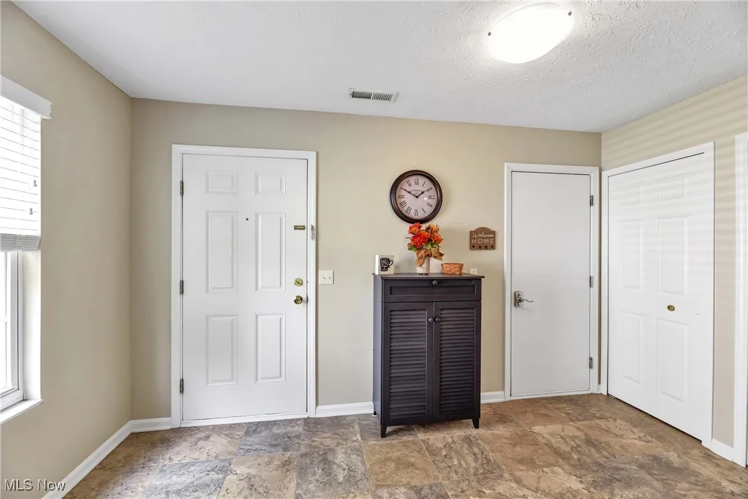 6758 Quarrystone Lane, Middleburg Heights, Ohio,MLS Now Listing ID