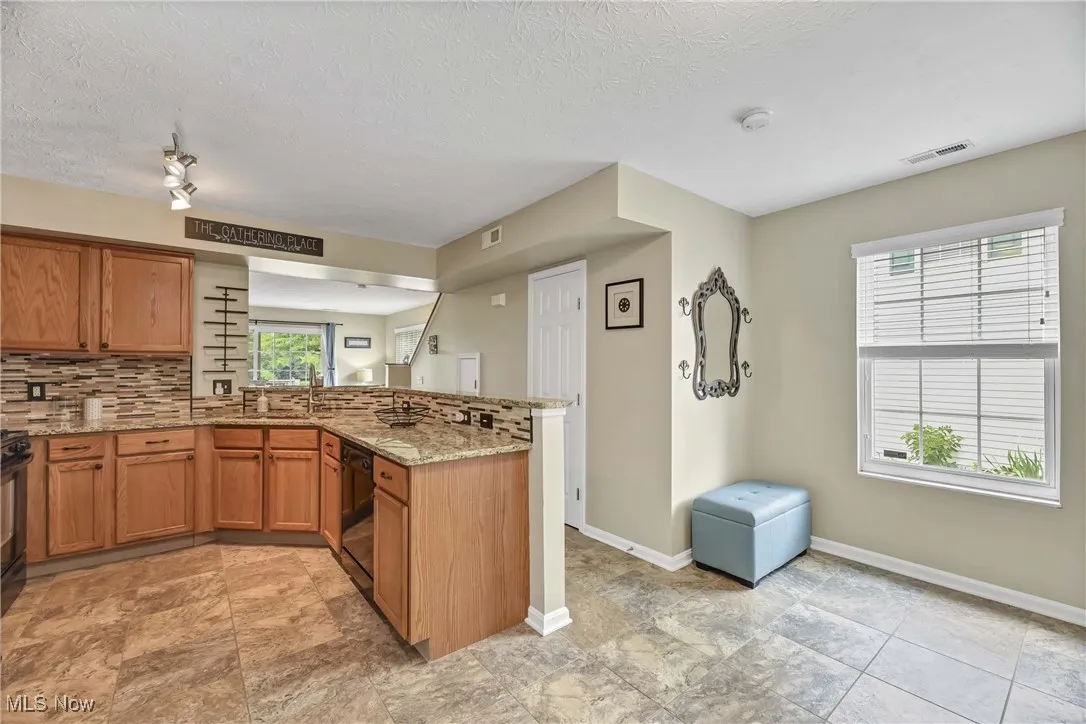 6758 Quarrystone Lane, Middleburg Heights, Ohio,MLS Now Listing ID