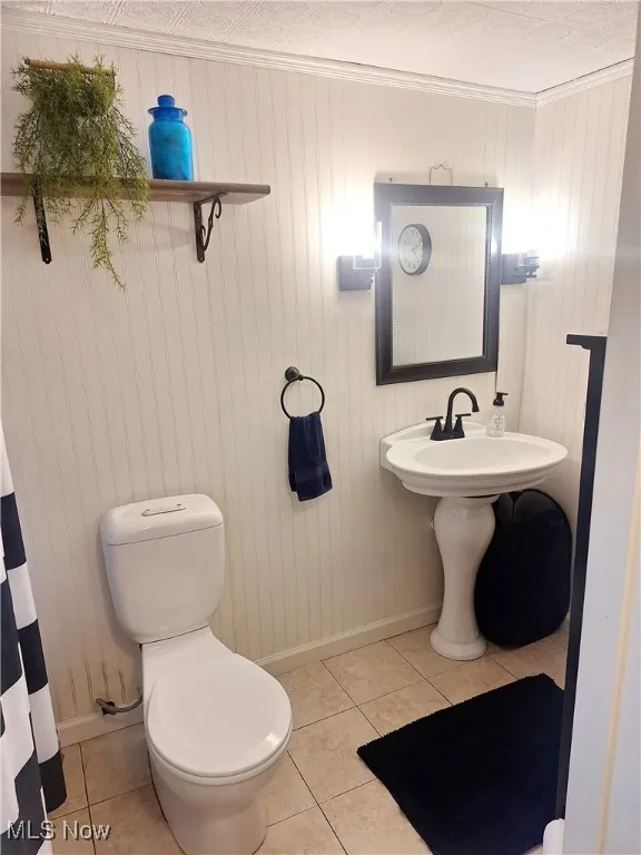 1st floor bathroom
