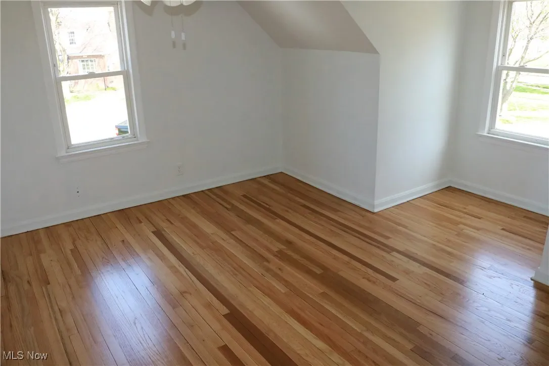 2nd floor bedroom