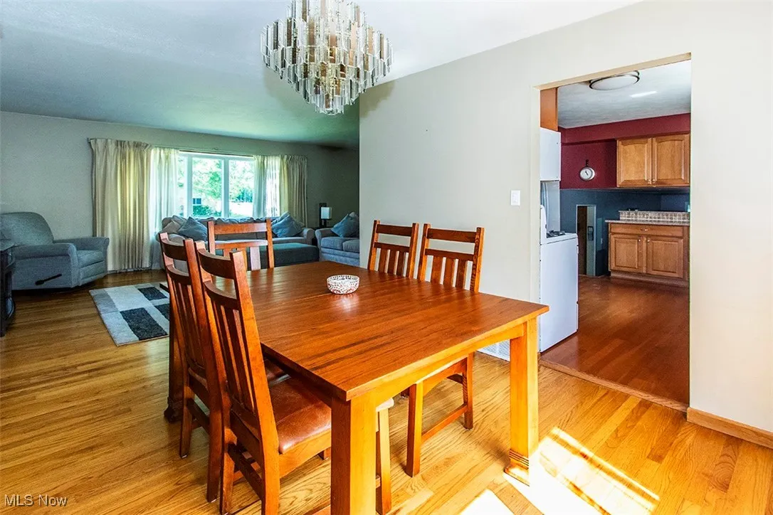 556 Louis Drive, Berea, Ohio,MLS Now Listing ID
