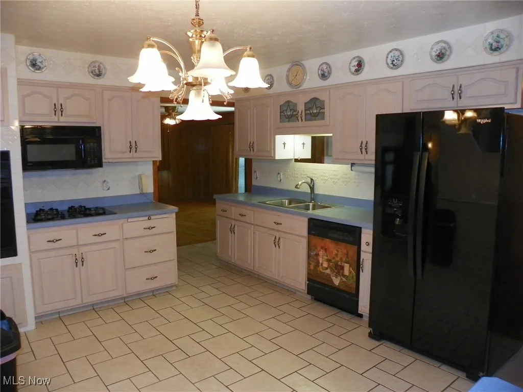 4234 Dawncliff Drive, Brooklyn, Ohio,MLS Now Listing ID