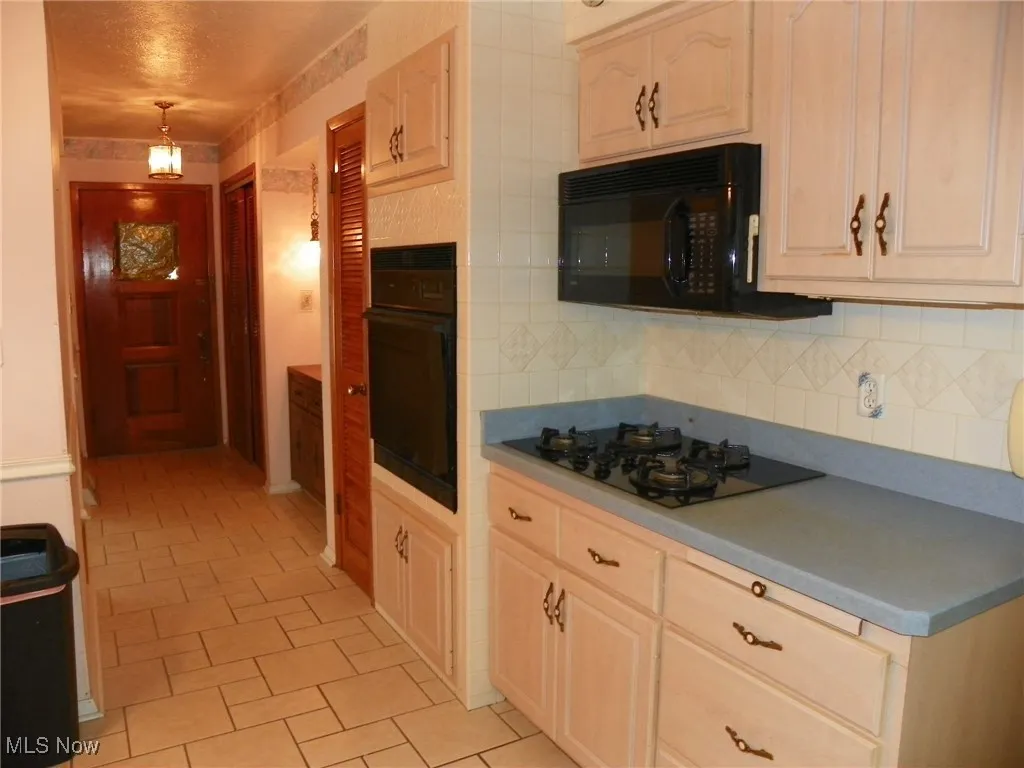4234 Dawncliff Drive, Brooklyn, Ohio,MLS Now Listing ID