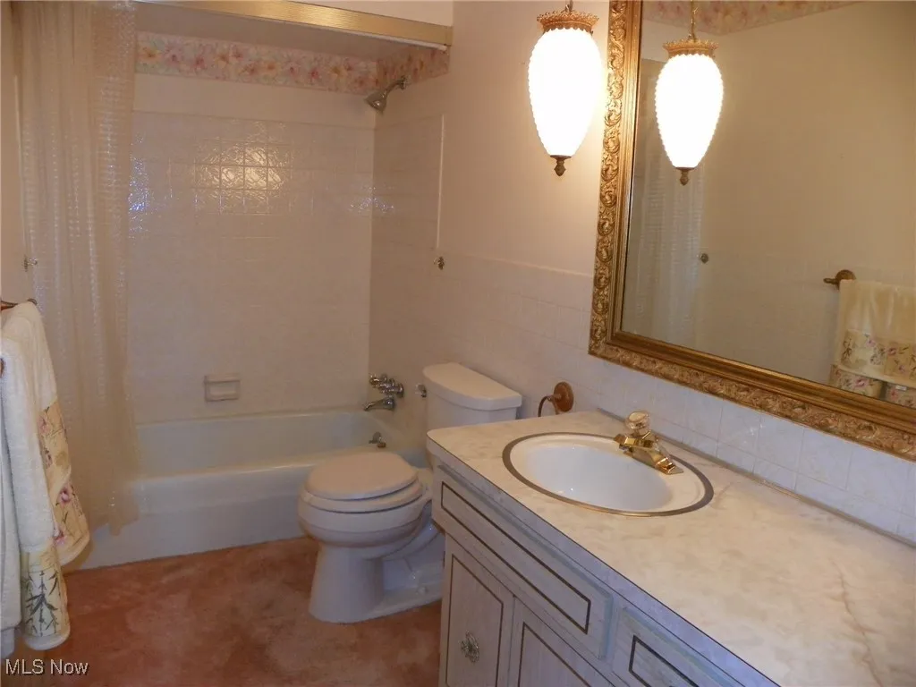 4234 Dawncliff Drive, Brooklyn, Ohio,MLS Now Listing ID