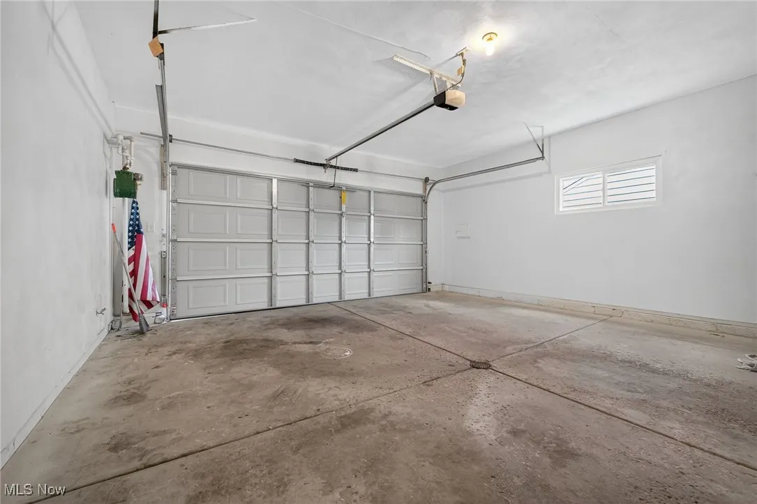 2735 W Asplin Drive, Rocky River, Ohio,MLS Now Listing ID