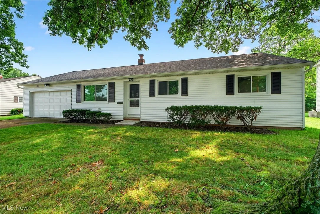 2735 W Asplin Drive, Rocky River, Ohio,MLS Now Listing ID