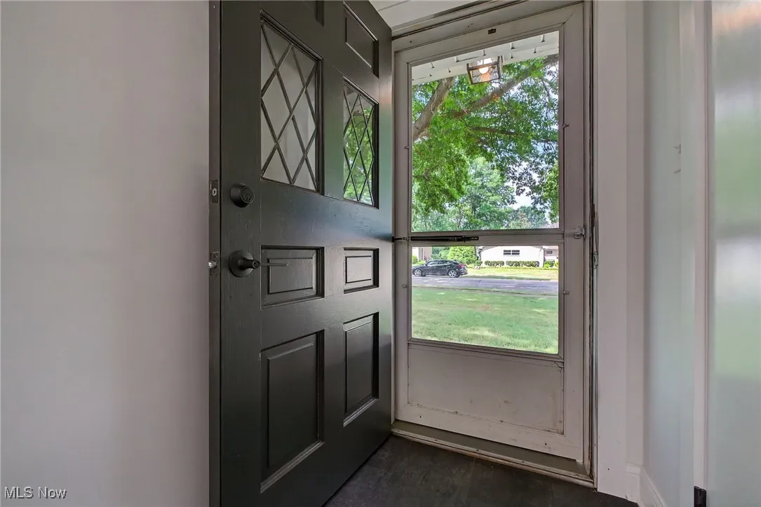 2735 W Asplin Drive, Rocky River, Ohio,MLS Now Listing ID
